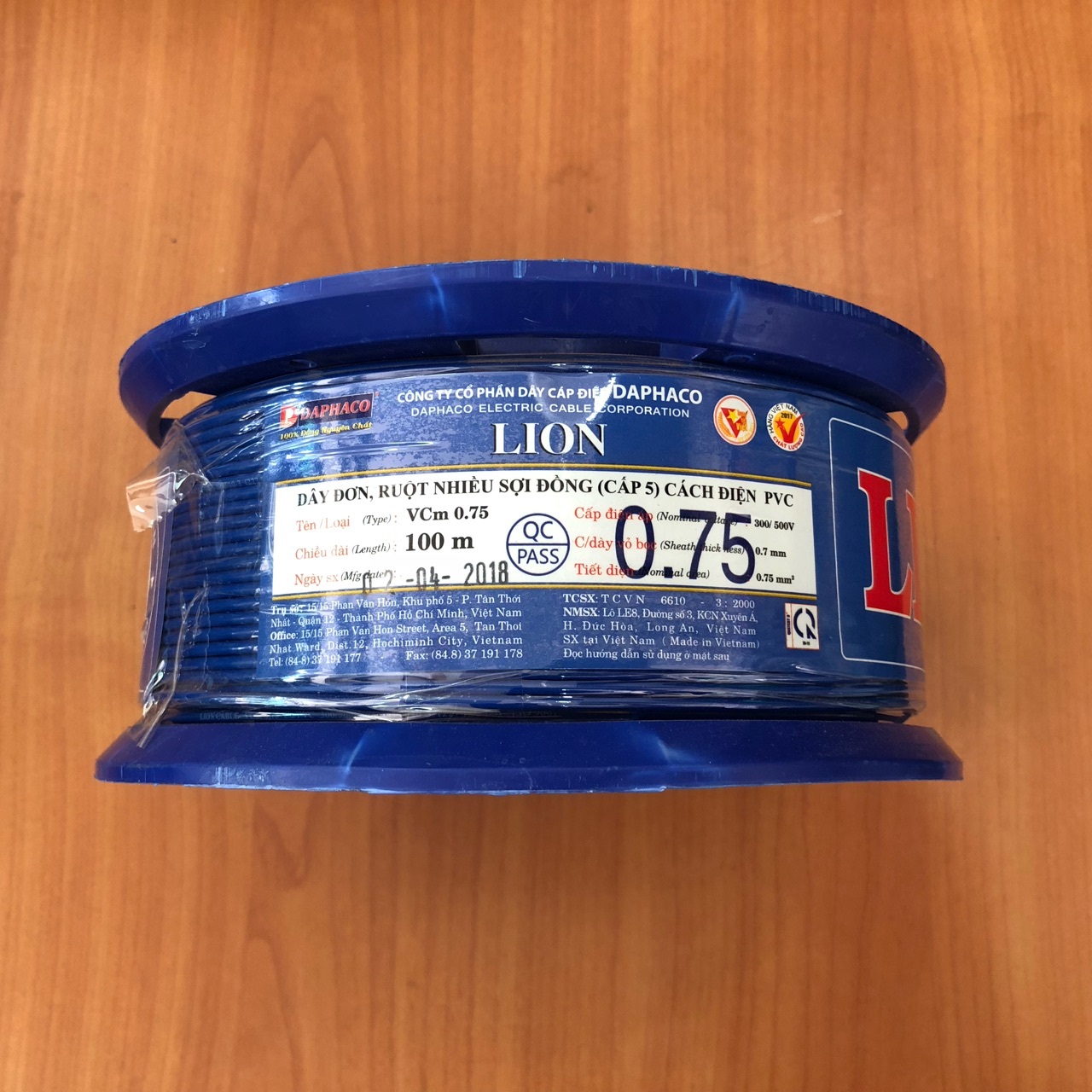 Dây cáp đơn Vcm 0.75mm2 Daphaco màu xanh dương, 100m/cuộn